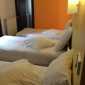 Hotel Hotel De La Place cazare Malakoff