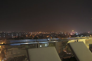 West Hotel