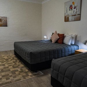 Hotel Campbelltown Colonial Motor Inn cazare Campbelltown