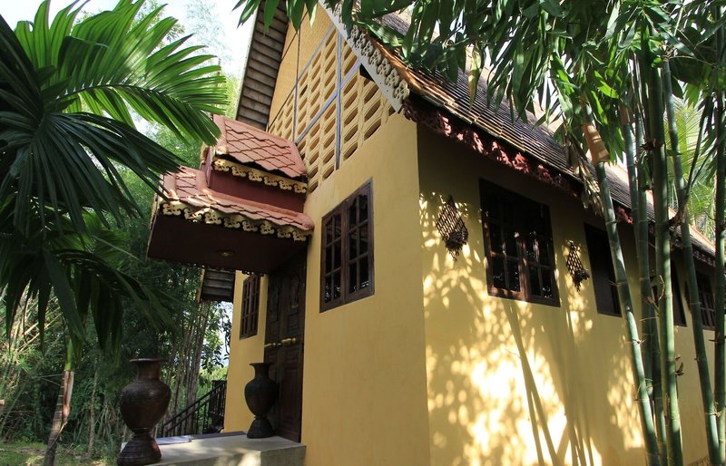 Hotel Lanna Saithong Resort