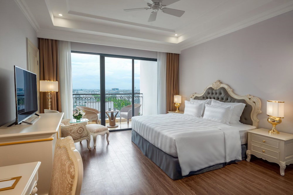 Meliá Vinpearl Hai Phong Rivera
