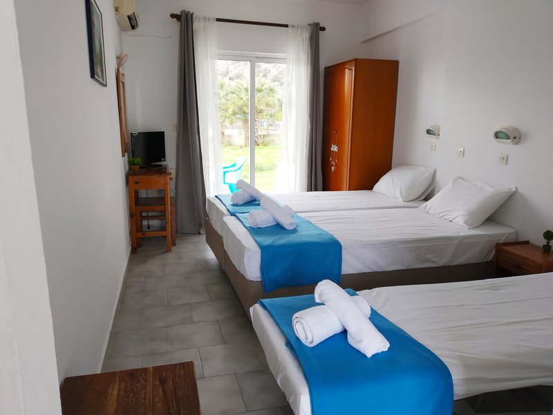 dal travel Pals Studios Pefkos