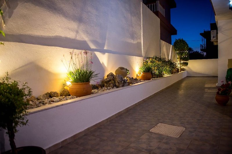 dal travel Pantheon Deluxe Apartments