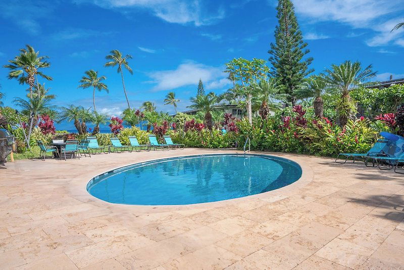 Hotel The Mauian Hotel