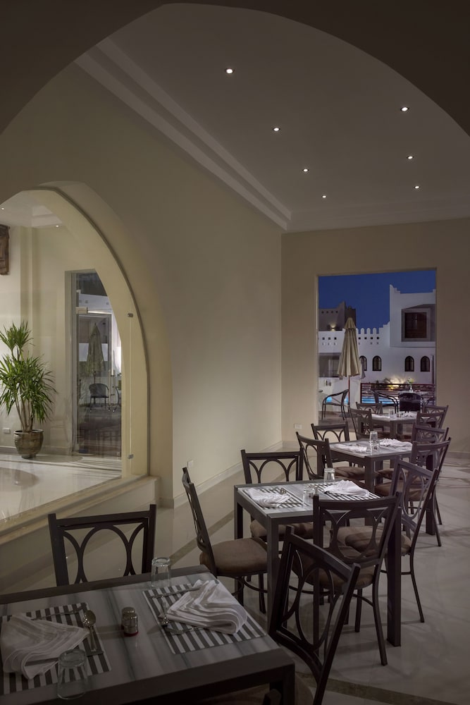 Mazar Resort & Spa