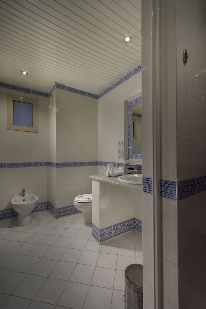 Mazar Resort & Spa