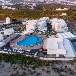 Sejur Smy Santorini Suites & Villas vacanta Pyrgos