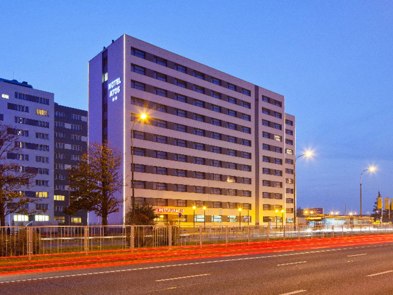 Hotel O3Hotel & Hostel