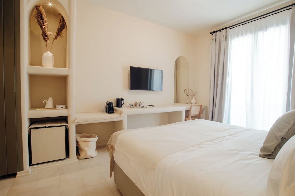Thymises Boutique Hotel