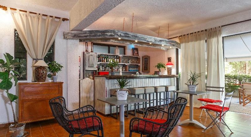 dal travel Emmanuel Apartments