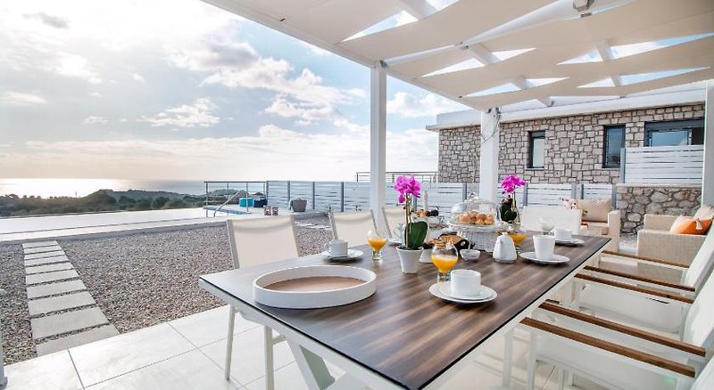 dal travel Francis & Gregorys Luxury Villas