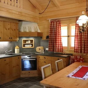 Hotel Schlosswirt cazare Carinthia