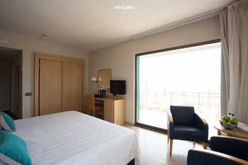 Hotel Almirante