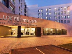 Hotel Lux Fatima Park cazare Fatima