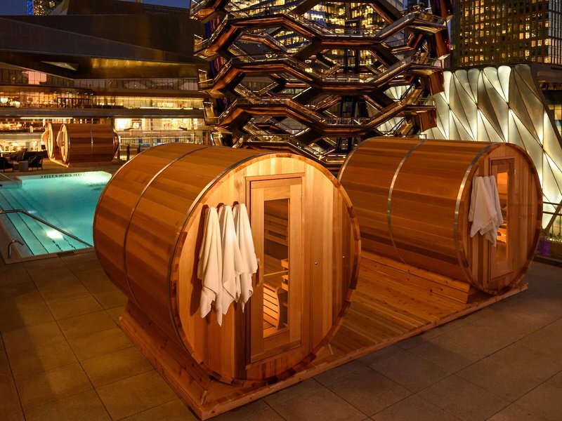Equinox Hotel