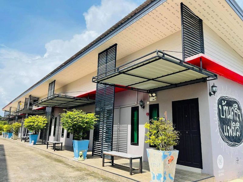 Hotel Baansri Family