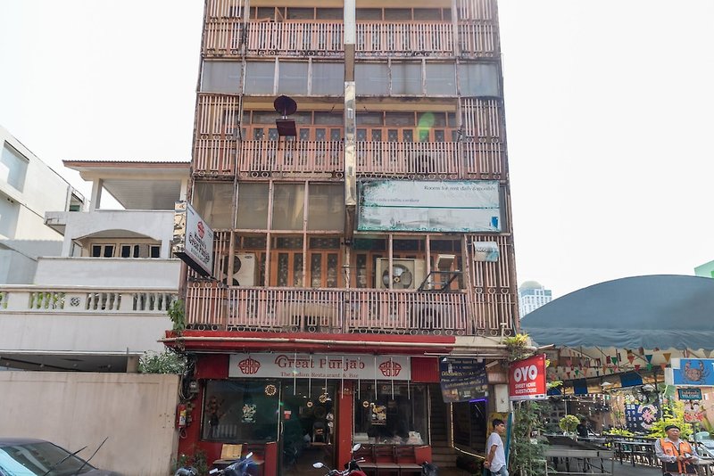 Hotel Sweethome Guest House By Oyo Rooms