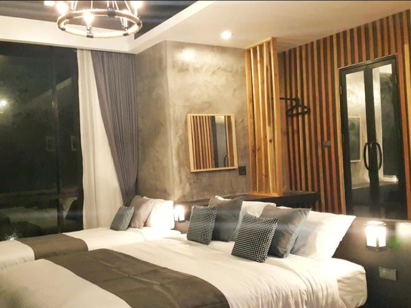 Hotel Baan Chao Mai Beach House