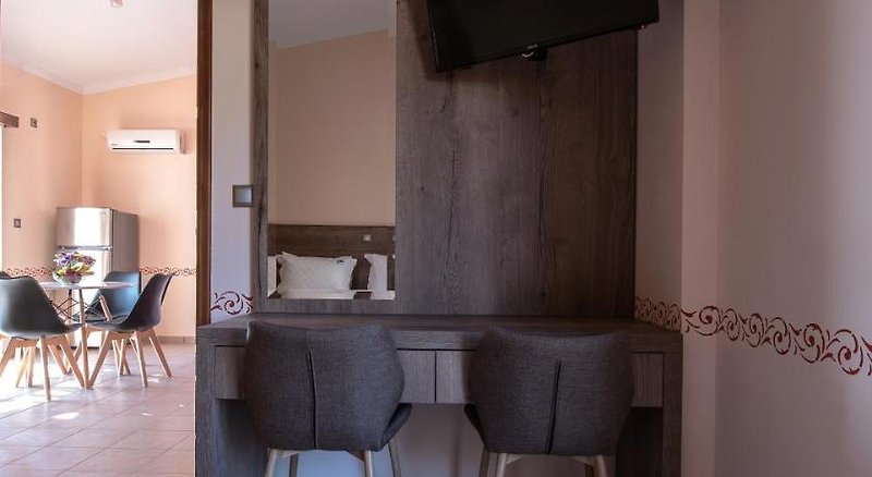 Hotel Cyrenia Guesthouse