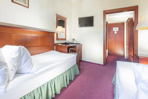 Hotel Hotel Lunik cazare Praga