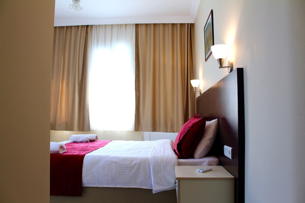 Hotel Dove Apart