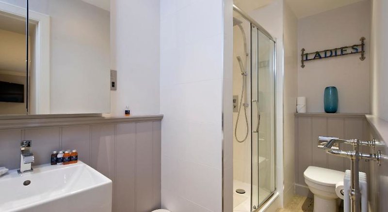 Hotel Destiny Scotland - Q-Residence