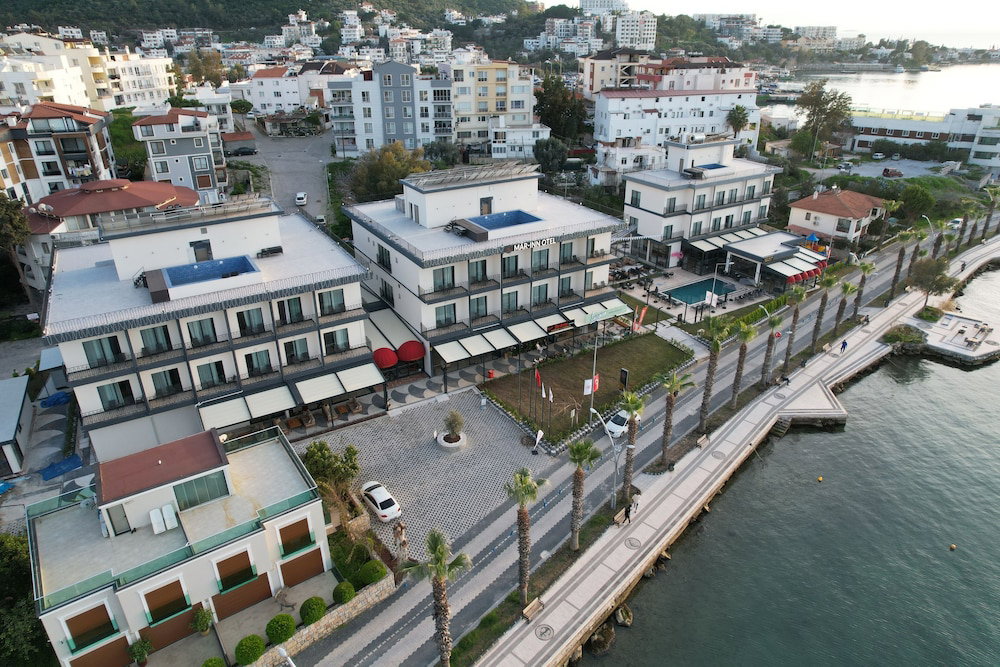 Roseira Mar Inn Luxury