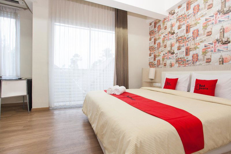 Hotel Reddoorz Plus @ Riverside Malang