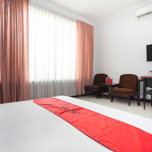 Sejur Reddoorz Near Plaza Araya vacanta Malang