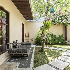 Sejur Enigma Bali Villas vacanta Canggu