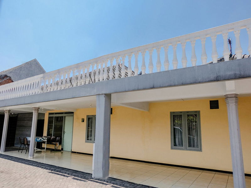 Hotel Cbr Residence By Reddoorz