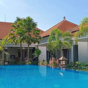 Hotel Kubu Garden cazare Nusa Dua
