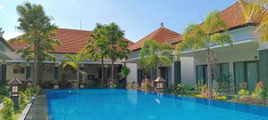 Hotel Kubu Garden cazare Nusa Dua