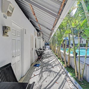 Sejur Capital O Kos 168 vacanta Jimbaran