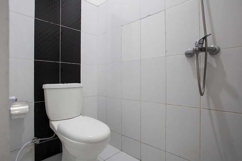 Hotel Reddoorz Near Taman Krida Budaya Malang