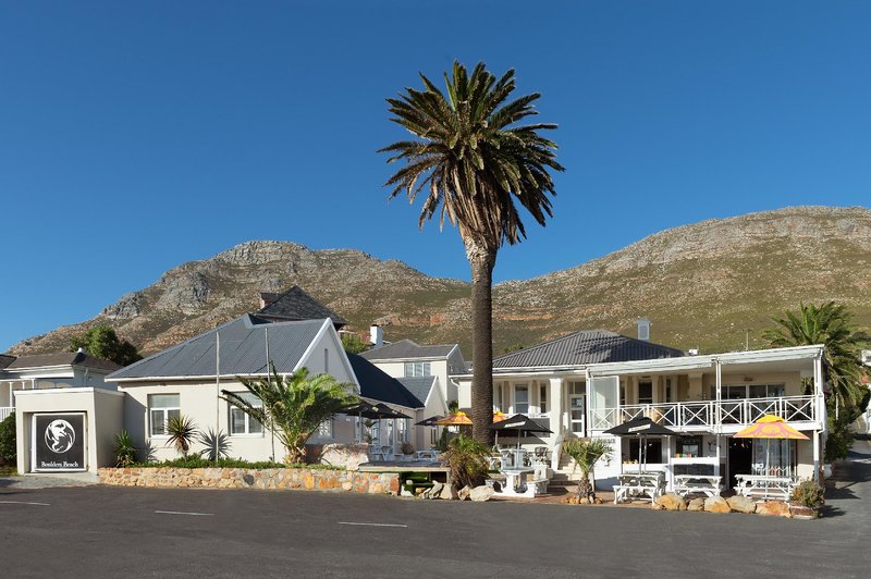 Hotel Boulders Beach Lodge