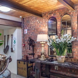 Hotel Excellent Guest House cazare Cambria