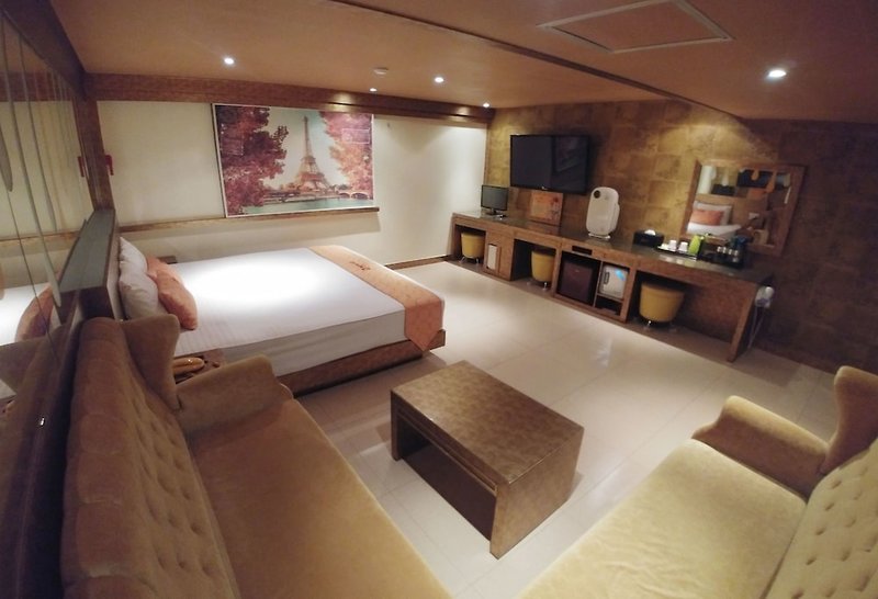 Hotel V1 Motel