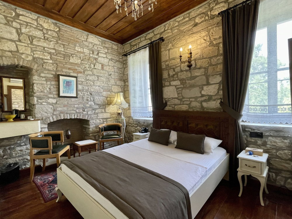 Urla Tas Konak Otel