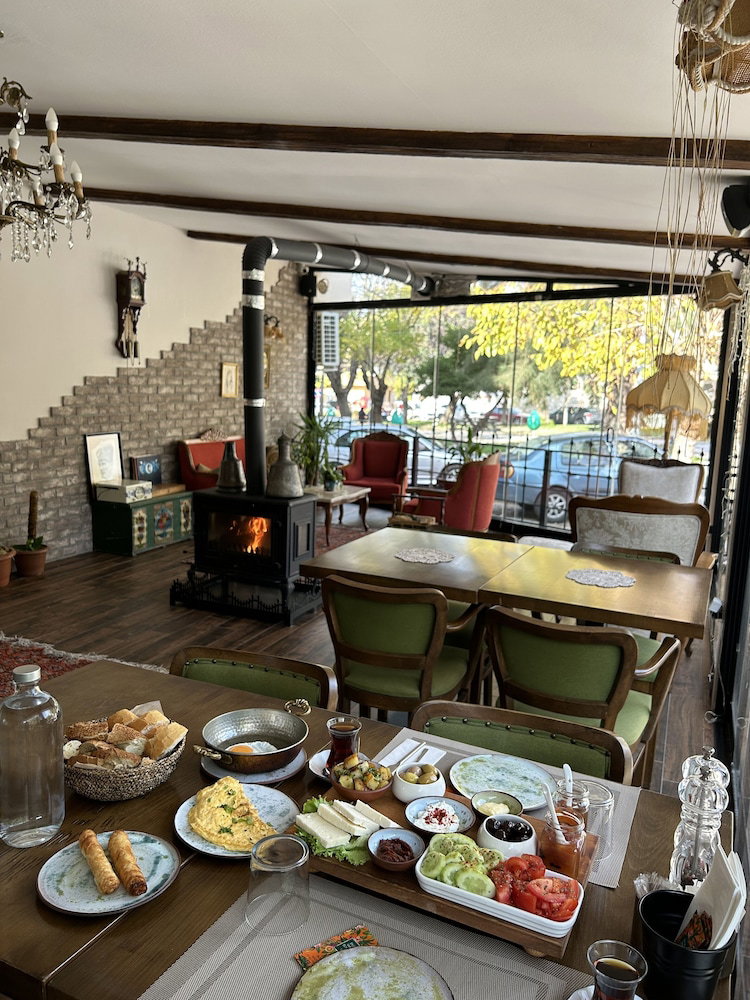 Urla Tas Konak Otel