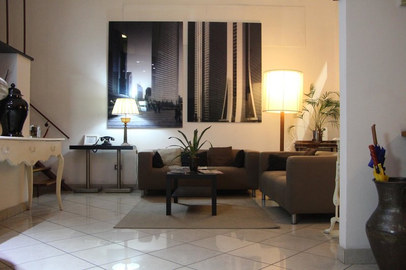 Hotel Alex