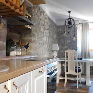 Hotel Villa Serventi cazare Tivat