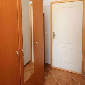 Hotel Apartments Dea cazare Bar