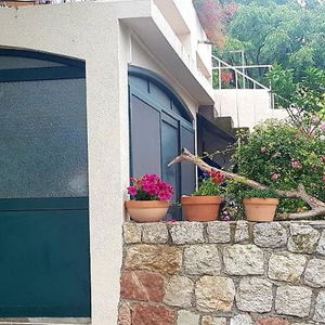 Hotel Apartments Skocidjevojka cazare Petrovac na Moru