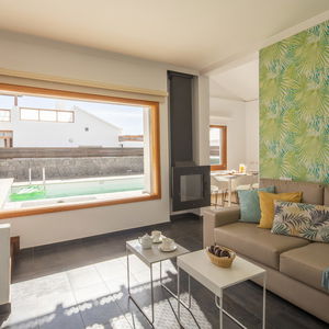 Hotel Playa Blanca Beach Mate Villas cazare Playa Blanca