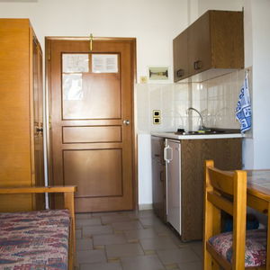 Hotel Popi Hotel Apartments cazare Agia Marina