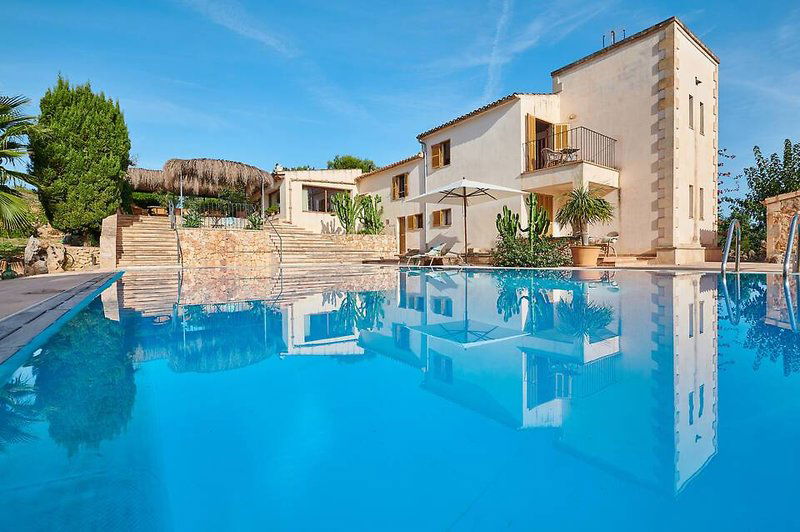 Hotel Agroturisme Perola