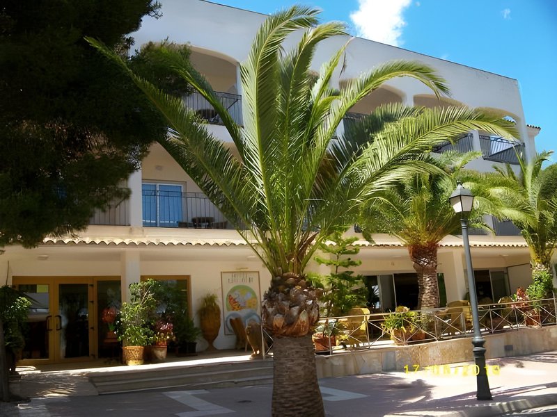 Hostal Leo Or