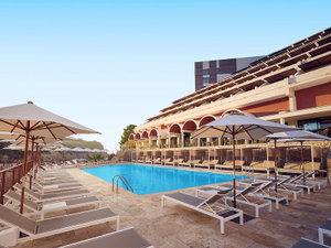 Hotel Cala San Miguel Ibiza Resort, Curio Collection By Hilton cazare Port de Sant Miquel