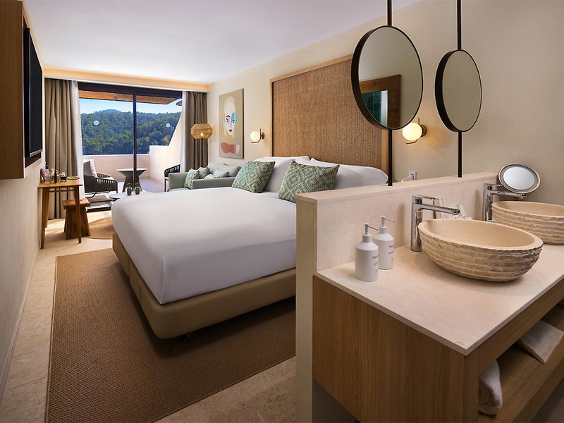 Cala San Miguel Ibiza Resort, Curio Collection By Hilton